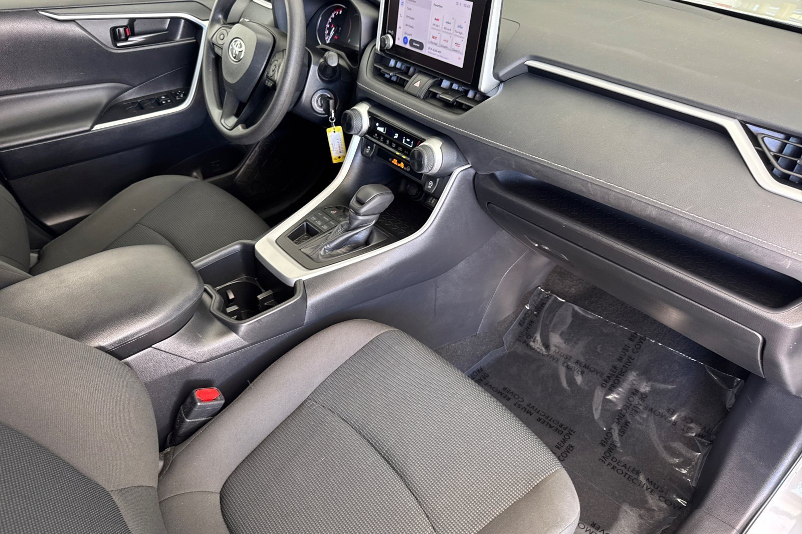 Certified 2024 Toyota RAV4 LE AWD/4WD image 15