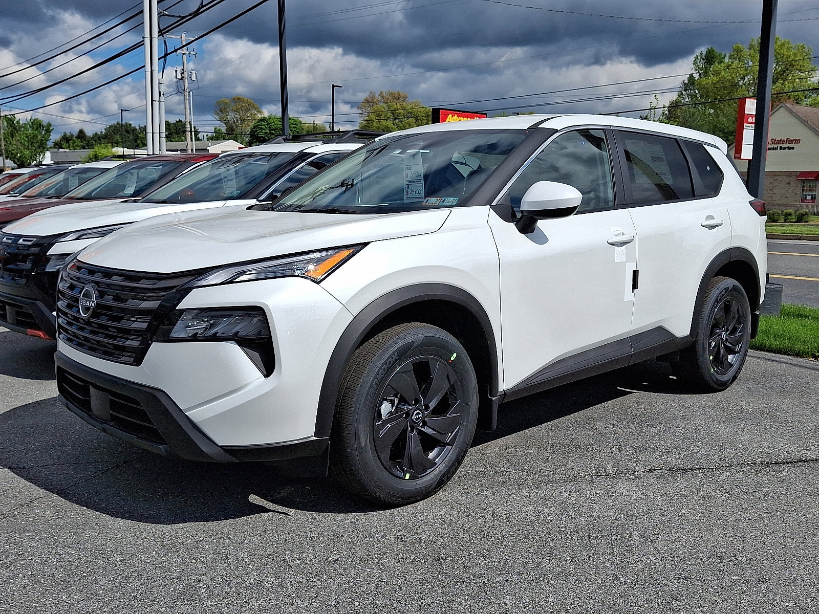 New 2026 Nissan Rogue SV w/ Cold Weather Package AWD/4WD image 3