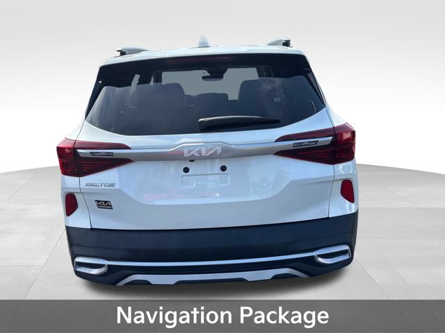 Used 2023 Kia Seltos S w/ Navigation Package AWD/4WD image 6
