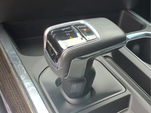 Used 2023 Chevrolet Silverado 1500 RST AWD/4WD image 9