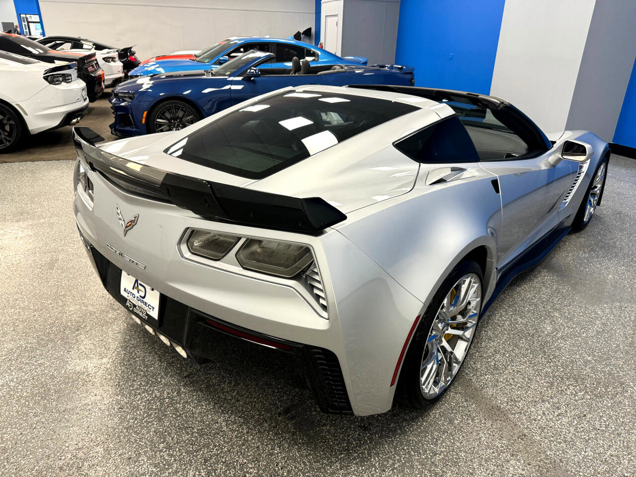 Used 2016 Chevrolet Corvette Z06 w/ 3LZ Preferred Equipment Group image 9