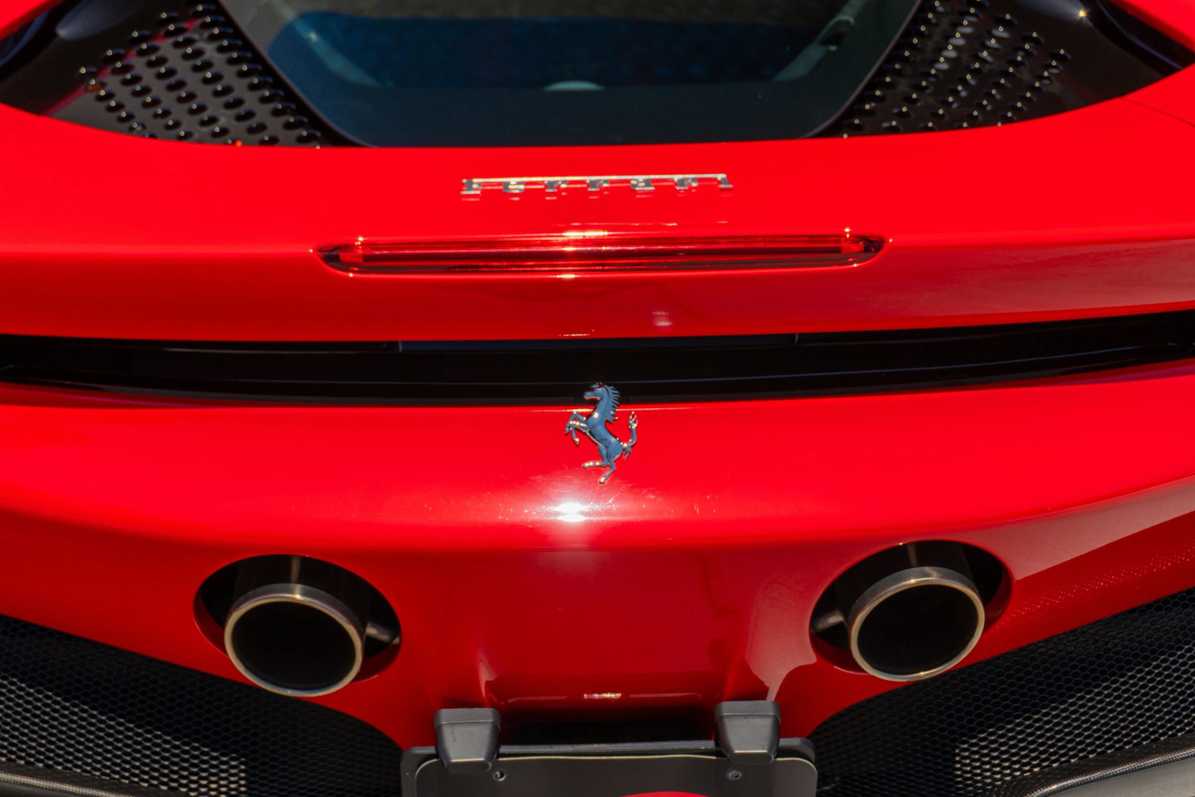 Used 2021 Ferrari SF90 Stradale AWD/4WD image 17