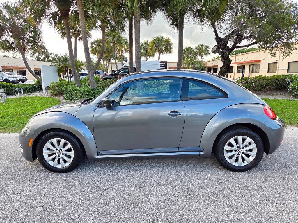 Used 2013 Volkswagen Beetle 2.5 image 5