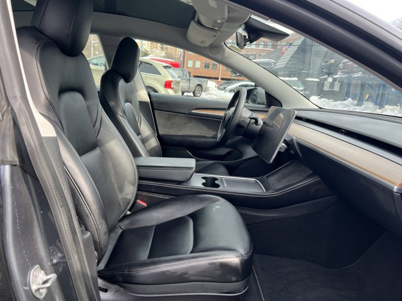 Used 2022 Tesla Model 3 Performance image 30