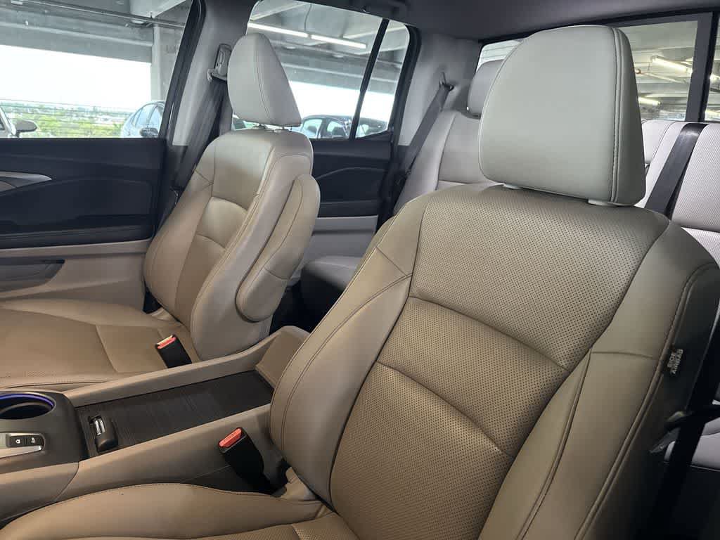 Used 2023 Honda Ridgeline RTL-E image 13