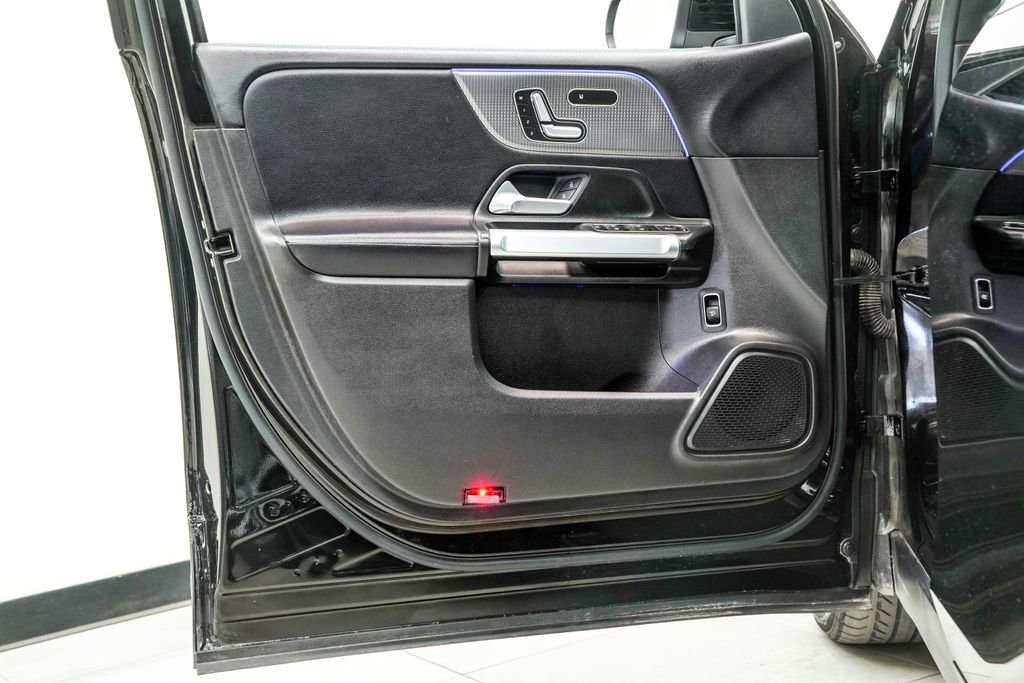 Used 2020 Mercedes-Benz GLB 250 image 40