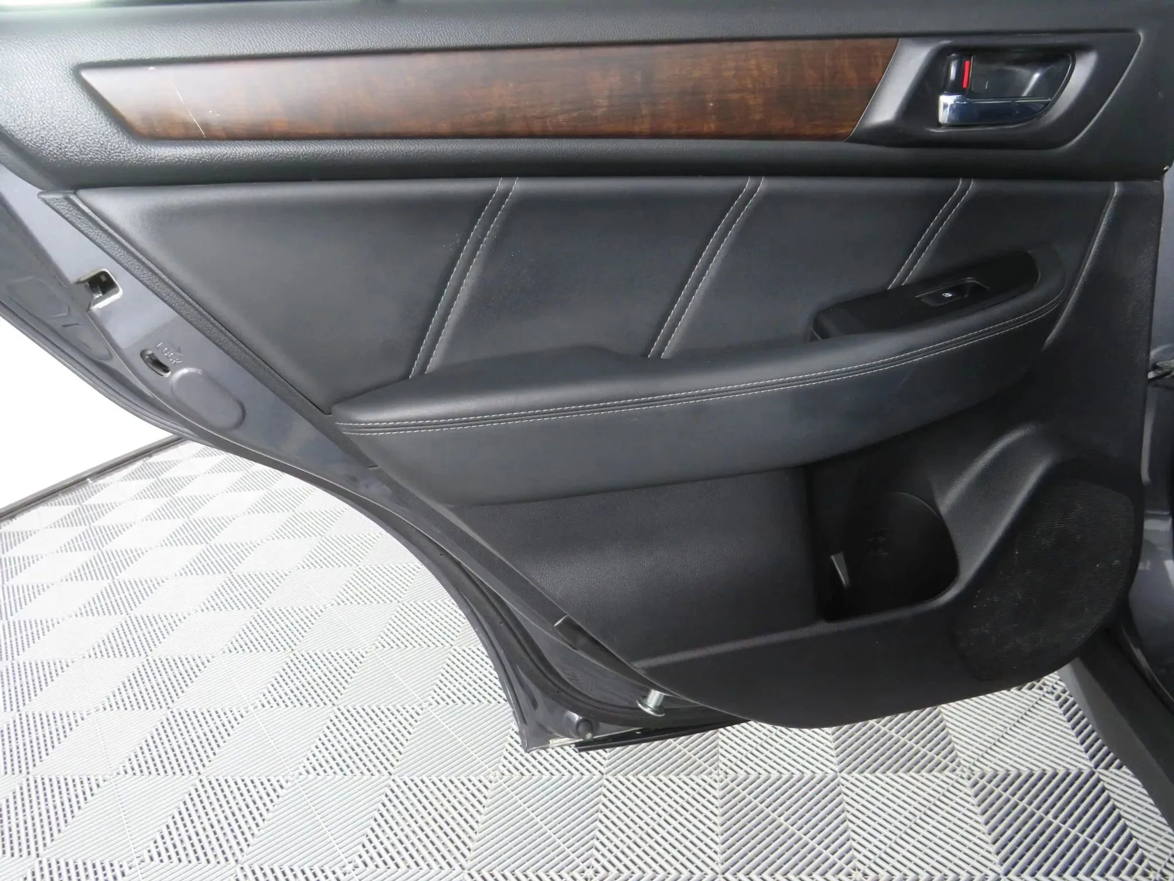 Used 2019 Subaru Outback 2.5i Limited image 49