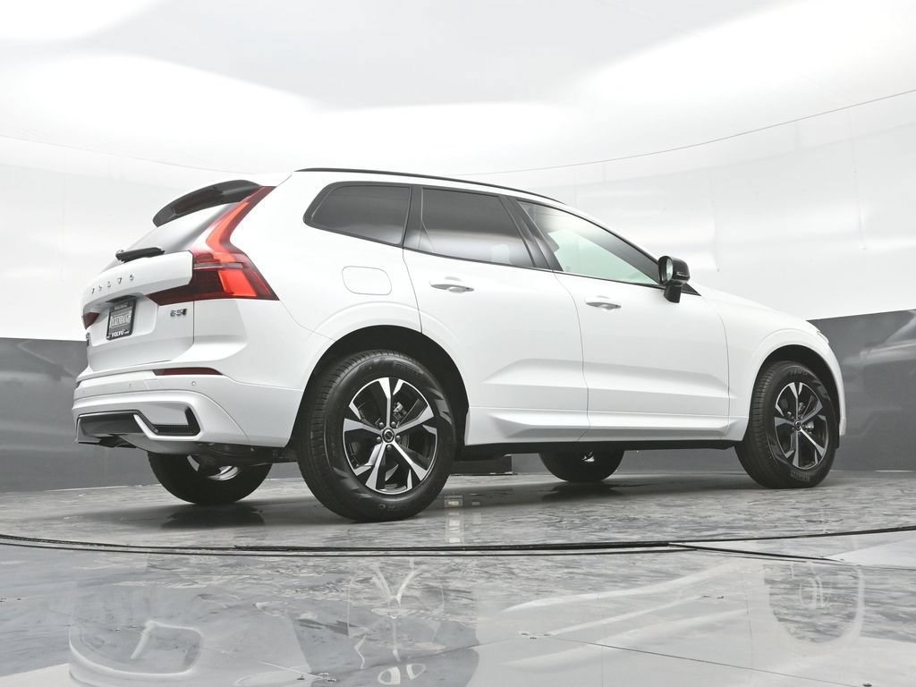 New 2026 Volvo XC60 B5 Core AWD/4WD image 27