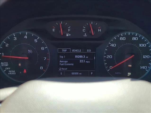 Used 2022 Chevrolet Malibu LT image 11