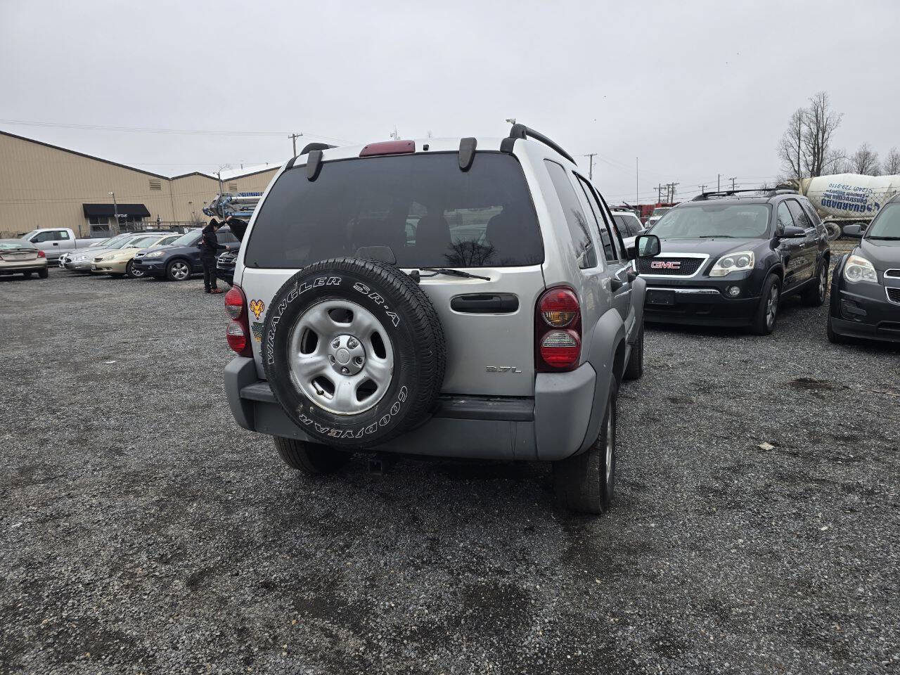 Used 2005 Jeep Liberty Sport image 11