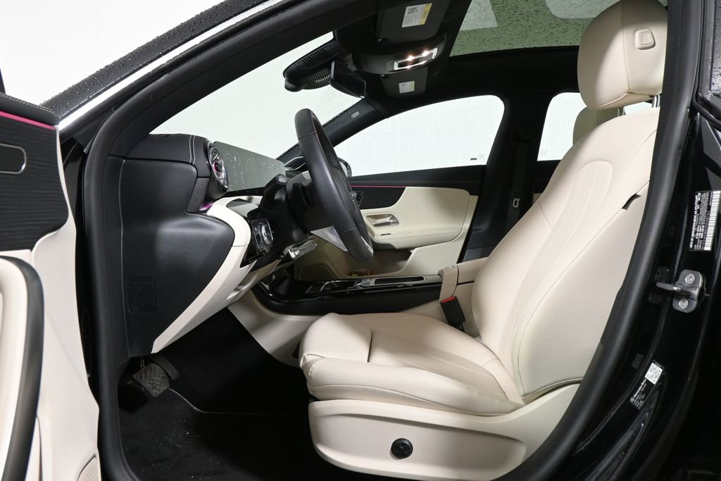Used 2026 Mercedes-Benz CLA 250 4MATIC image 3