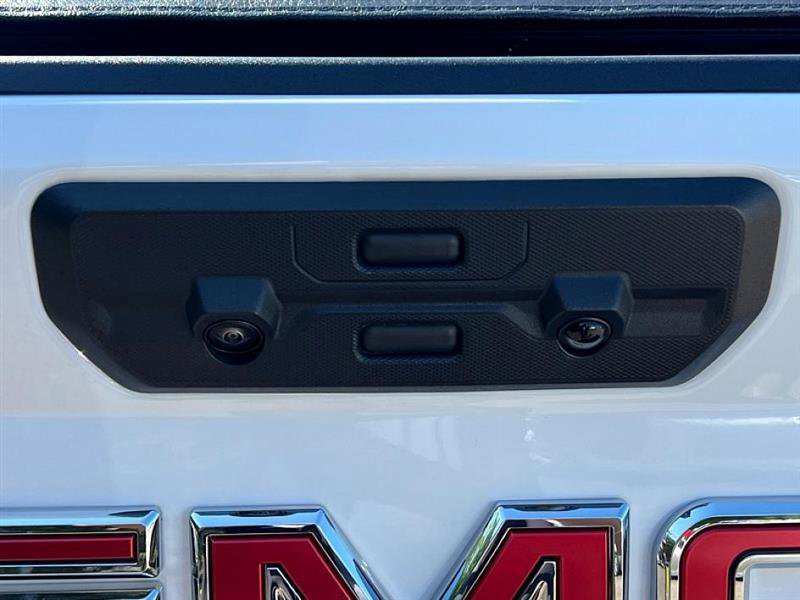 Used 2025 GMC Sierra 2500 AT4 w/ AT4 Premium Plus Package image 51