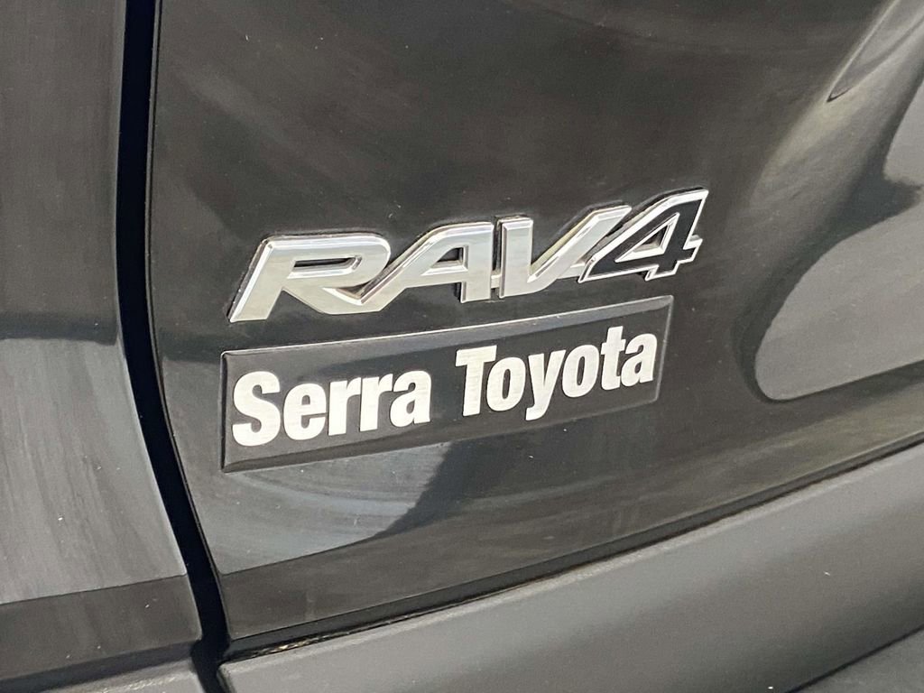 Used 2025 Toyota RAV4 XLE FWD image 10