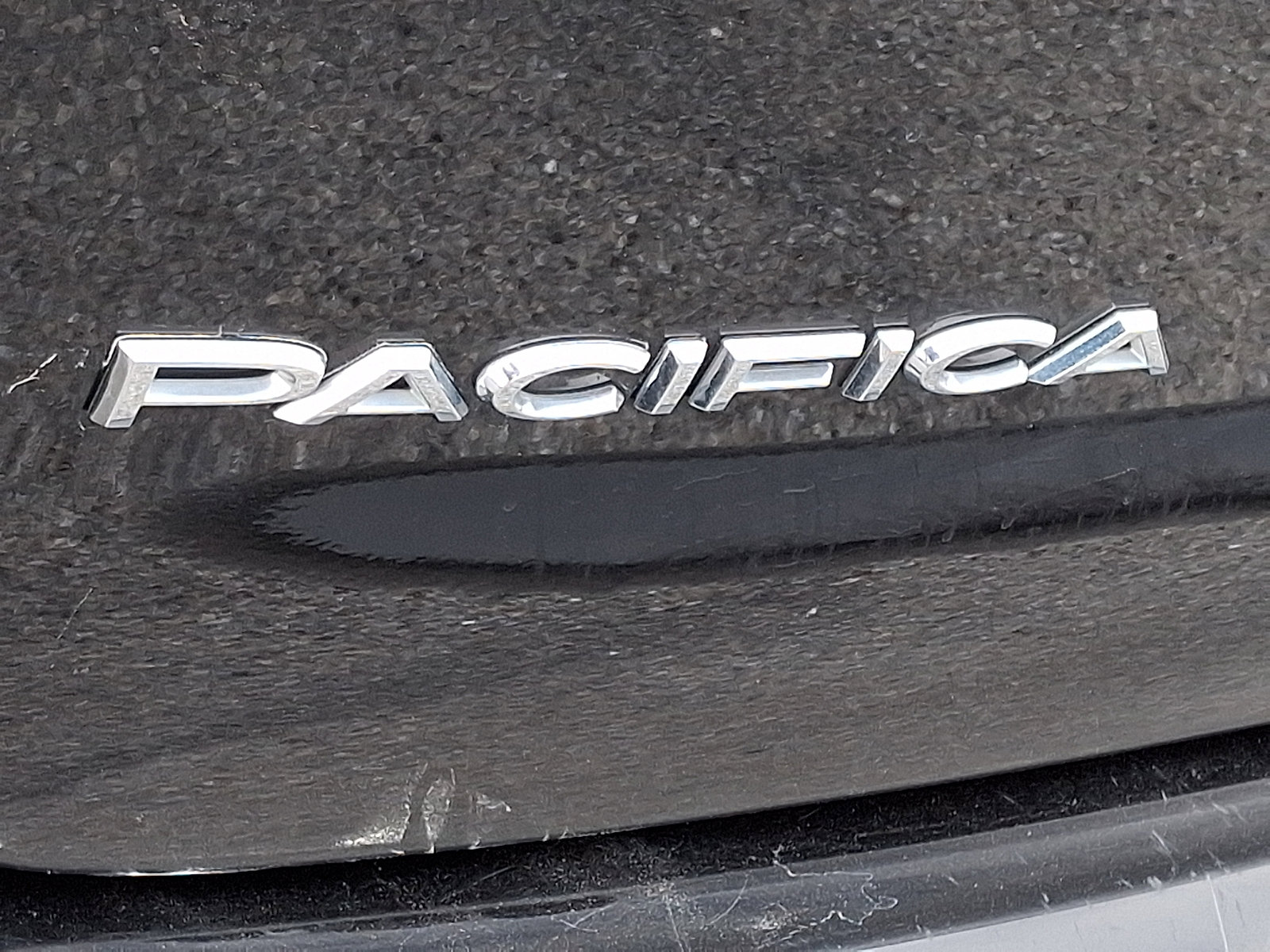 Used 2025 Chrysler Pacifica Select FWD image 29