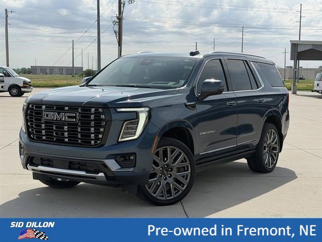 Certified 2025 GMC Yukon Denali Ultimate w/ LPO, Floor Liner Package AWD/4WD image 1