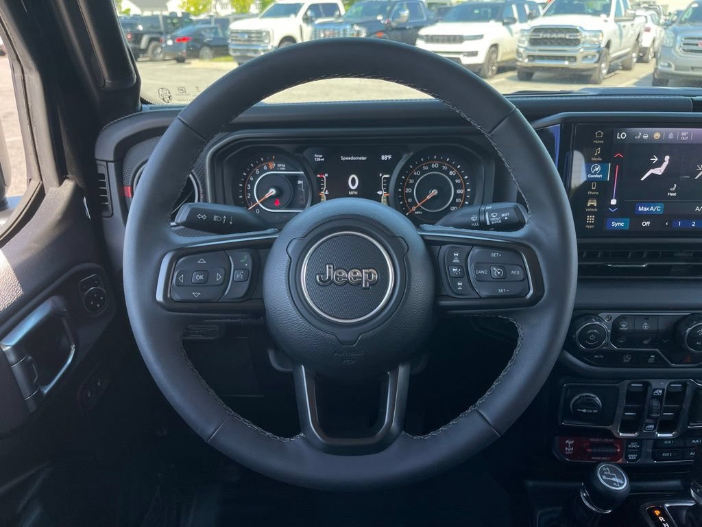 Certified 2025 Jeep Gladiator Rubicon w/ Convenience Group AWD/4WD image 23