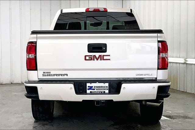 Used 2015 GMC Sierra 1500 Denali w/ Driver Alert Package AWD/4WD image 4