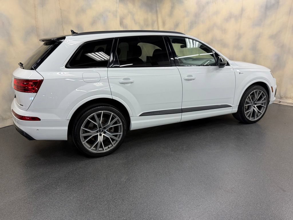 Used 2019 Audi Q7 3.0T Prestige AWD/4WD image 10