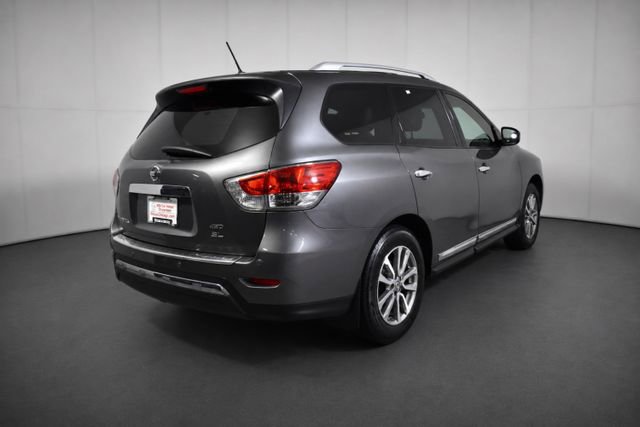 Used 2015 Nissan Pathfinder SL AWD/4WD image 4