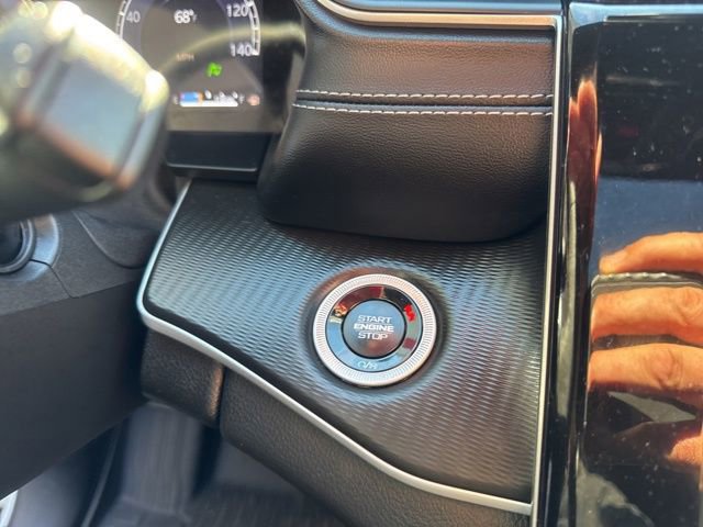 Used 2024 Jeep Grand Cherokee Altitude image 16