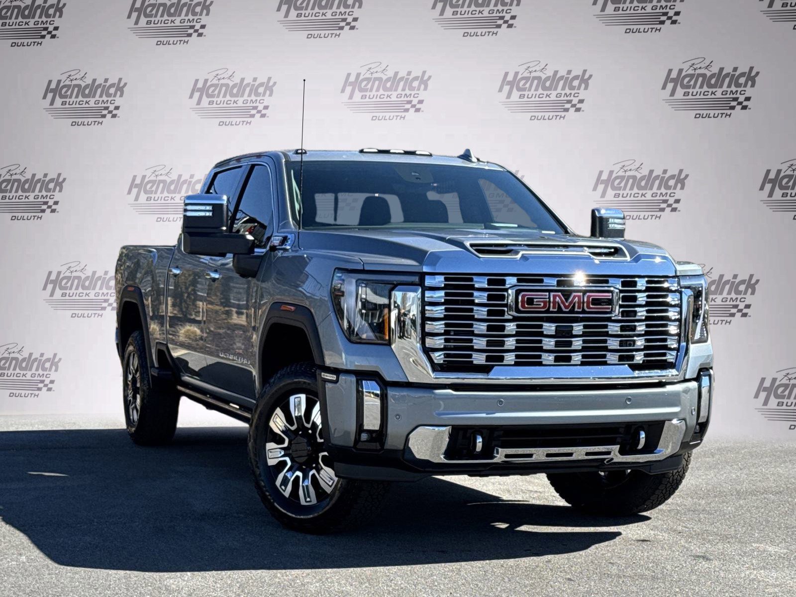 New 2025 GMC Sierra 2500 Denali w/ Denali Reserve Package image 2
