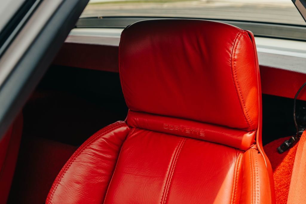 Used 1990 Chevrolet Corvette Convertible image 61