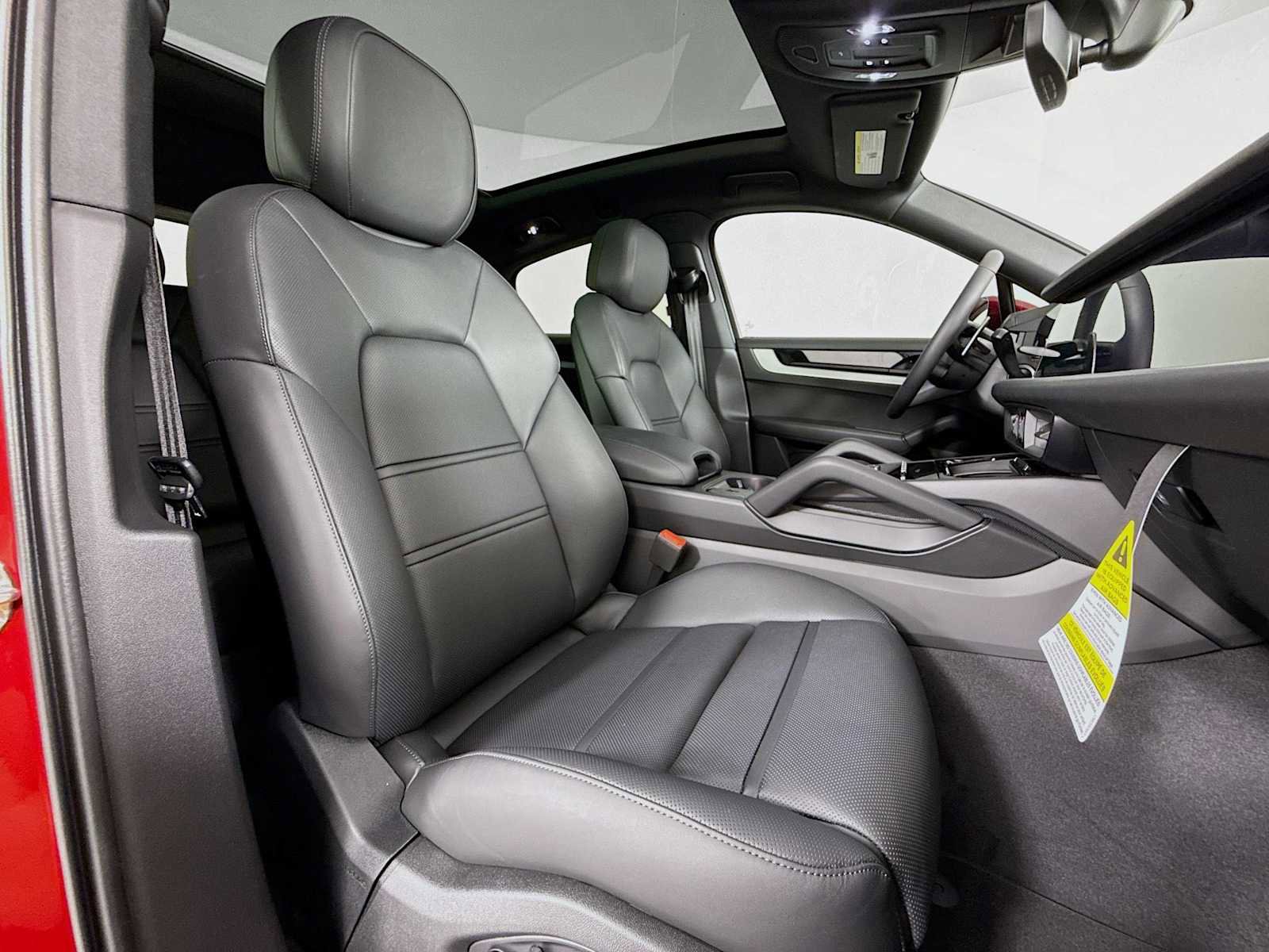 New 2025 Porsche Cayenne S image 30