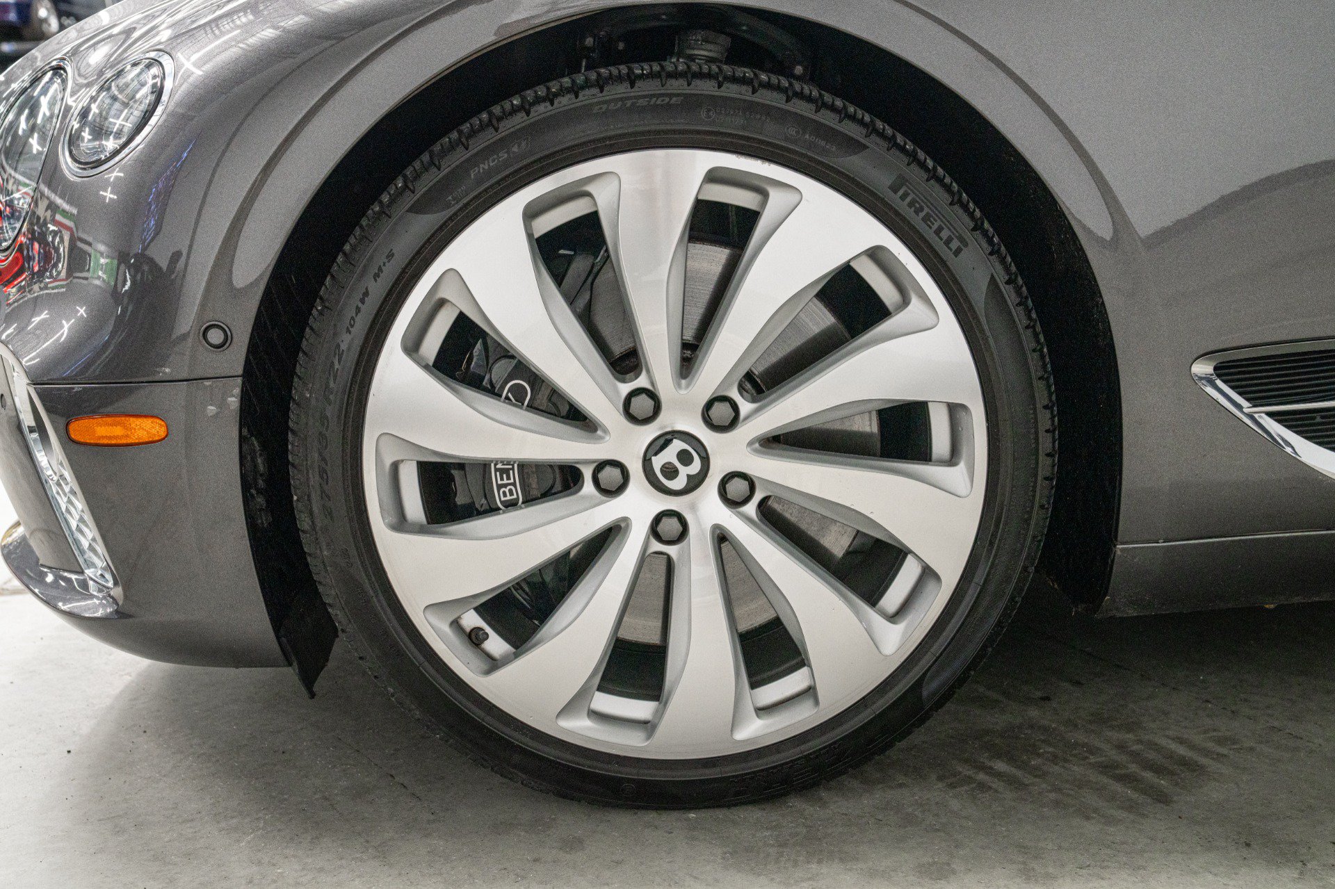 Used 2024 Bentley Continental GT V8 AWD/4WD image 9