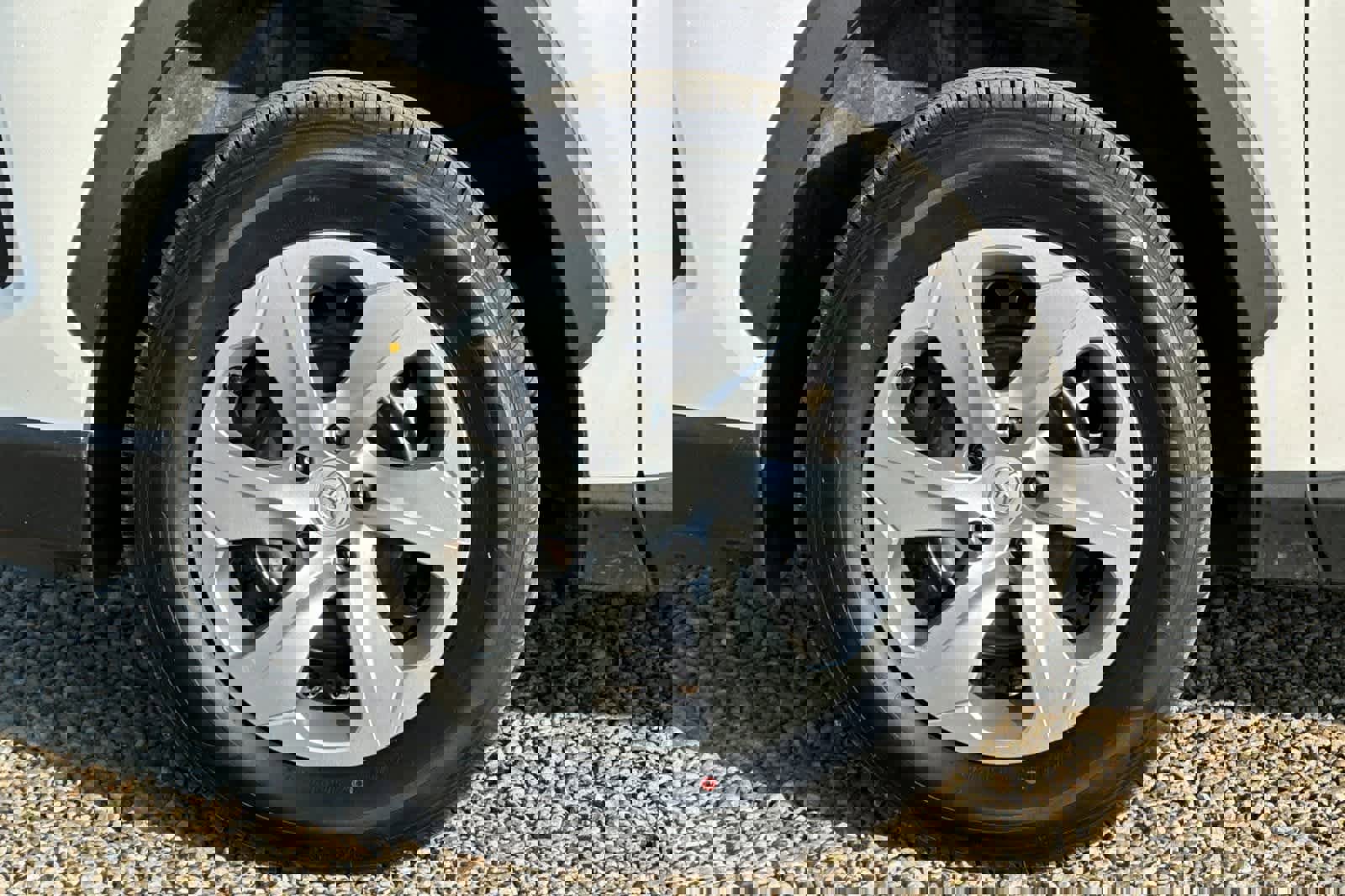 Used 2022 Toyota RAV4 LE image 34