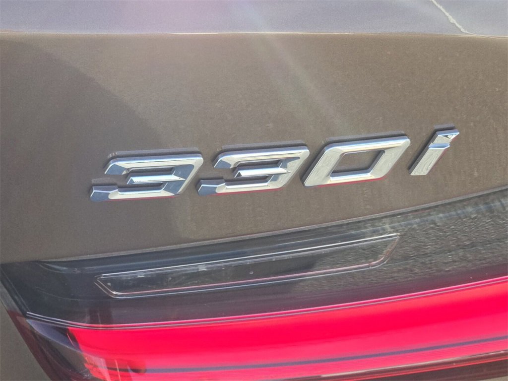 Used 2019 BMW 330i xDrive Sedan w/ Convenience Package image 15