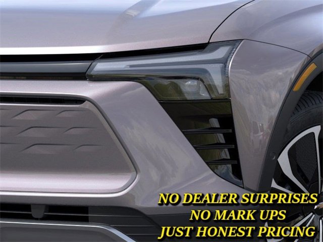 New 2026 Chevrolet Blazer EV LT image 10