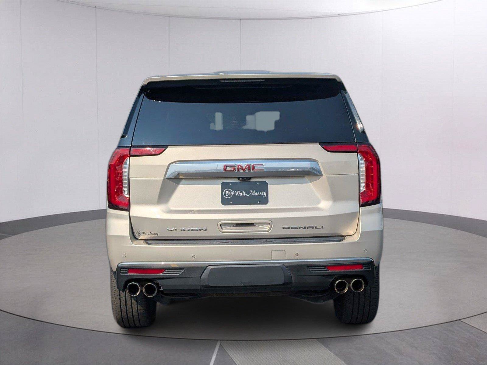 Used 2021 GMC Yukon Denali w/ Denali Ultimate Package RWD image 4