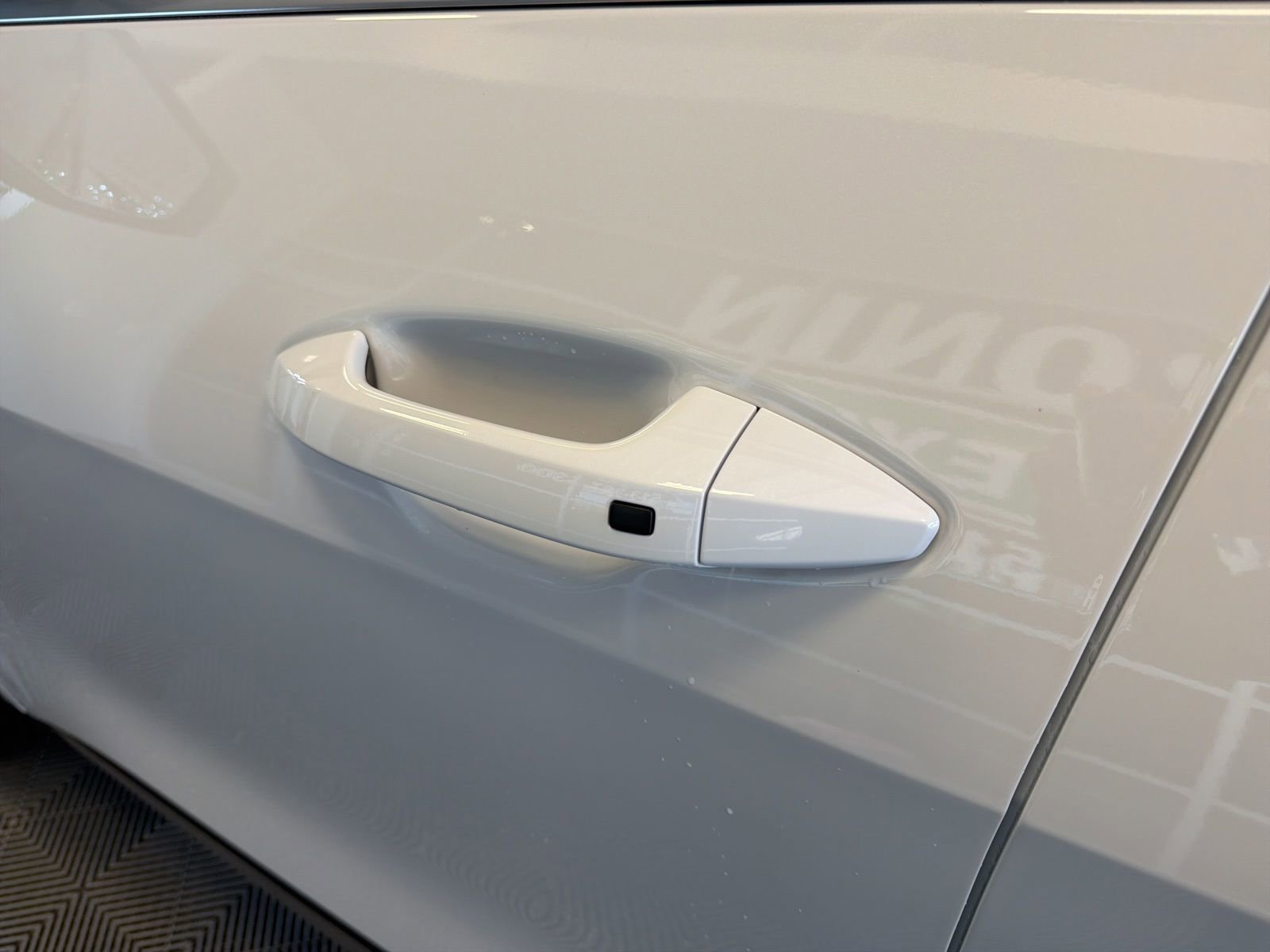 New 2026 Kia Sportage EX image 8