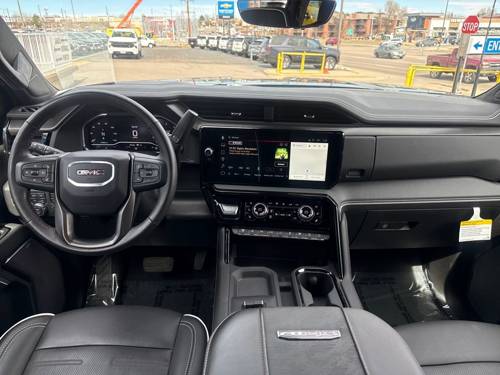 Used 2025 GMC Sierra 2500 AT4X w/ AT4X AEV Edition image 12