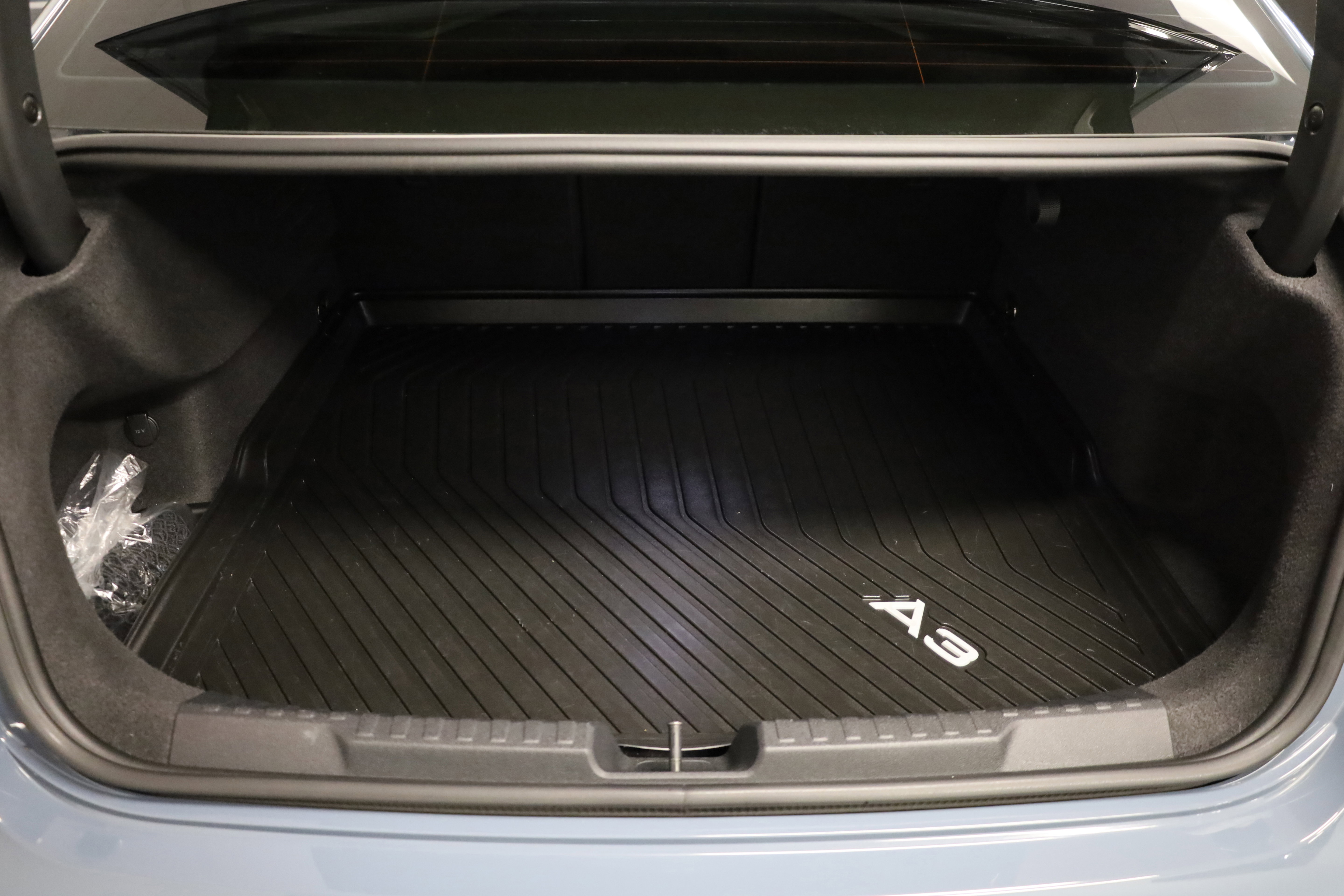 Used 2023 Audi RS 3 w/ RS Technology Package image 6