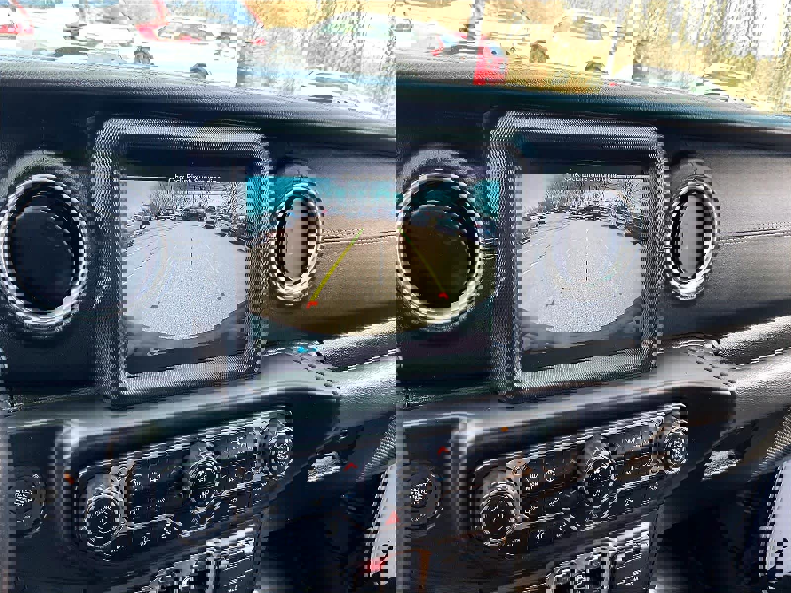 Used 2023 Jeep Wrangler Sahara w/ Cold Weather Group image 19