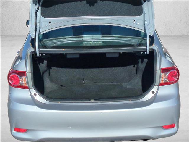 Used 2012 Toyota Corolla LE FWD image 6