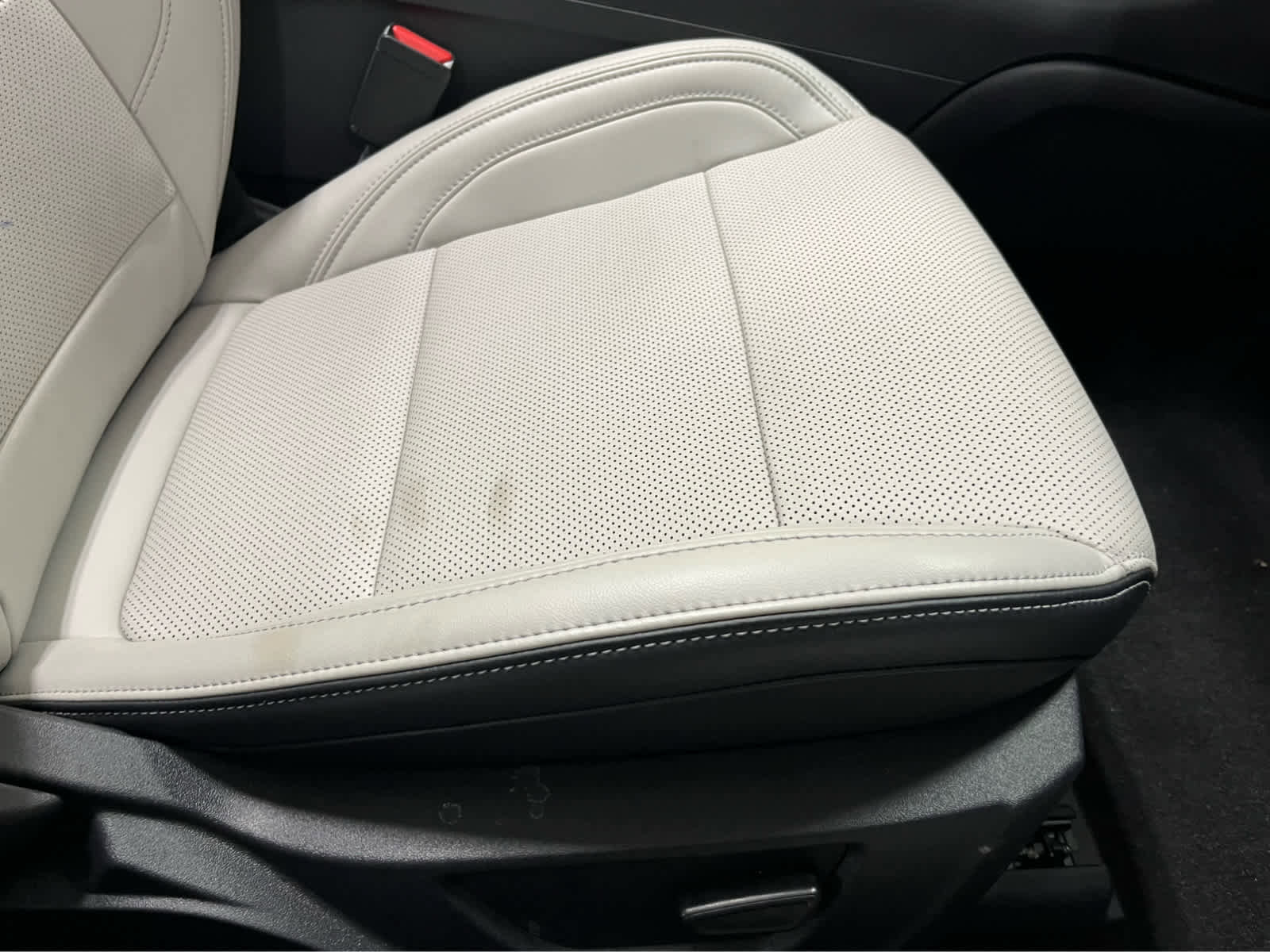 Used 2025 Ford Mustang GT Premium image 35