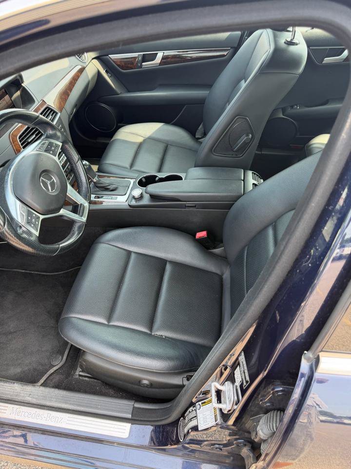 Used 2014 Mercedes-Benz C 300 4MATIC Sedan w/ Multimedia Package image 7