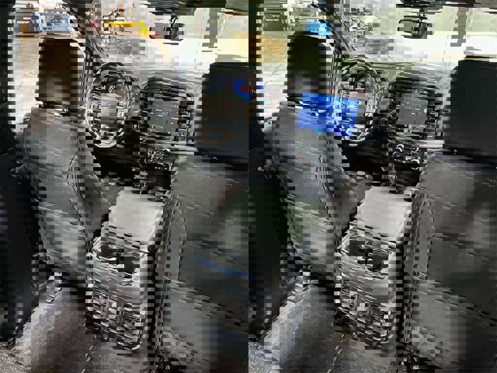 Used 2022 Ford F150 XLT w/ Equipment Group 302A High image 20