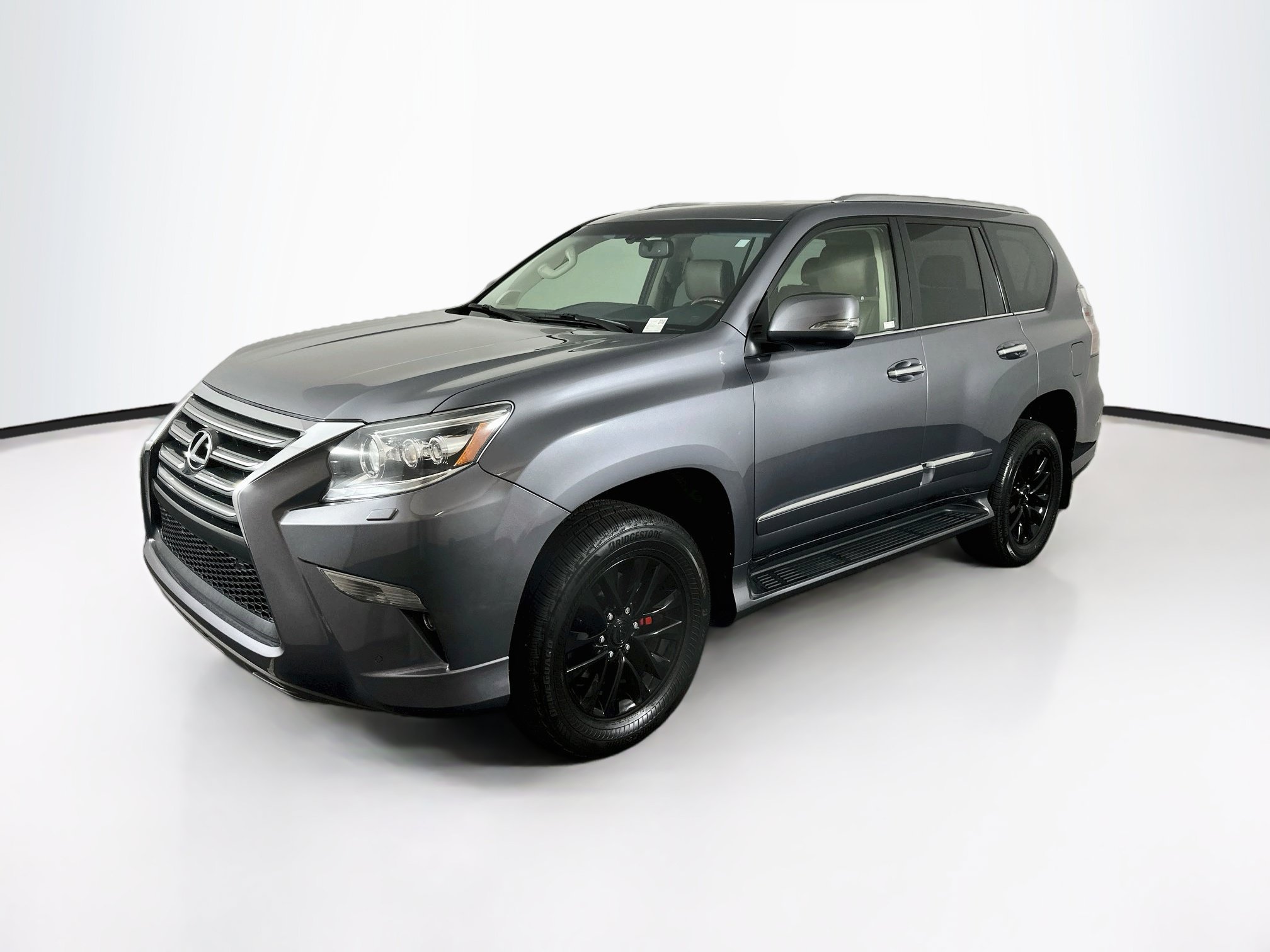 Used 2017 Lexus GX 460 Premium w/ Premium Package AWD/4WD image 3