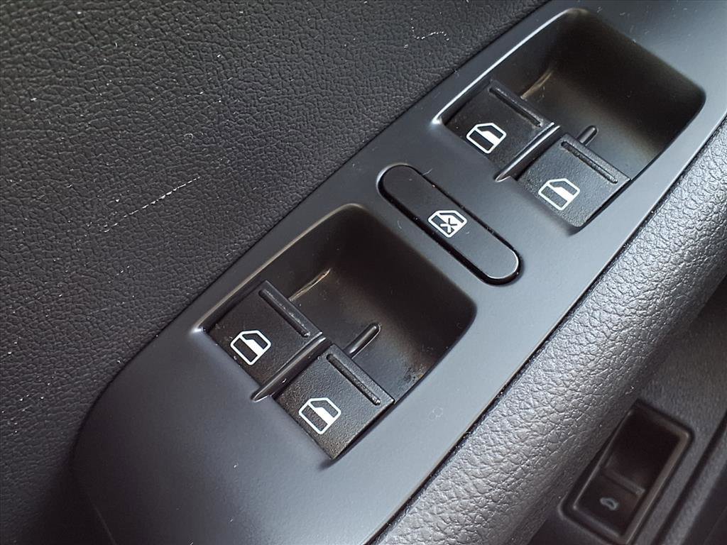 Used 2013 Volkswagen Jetta Sedan image 21