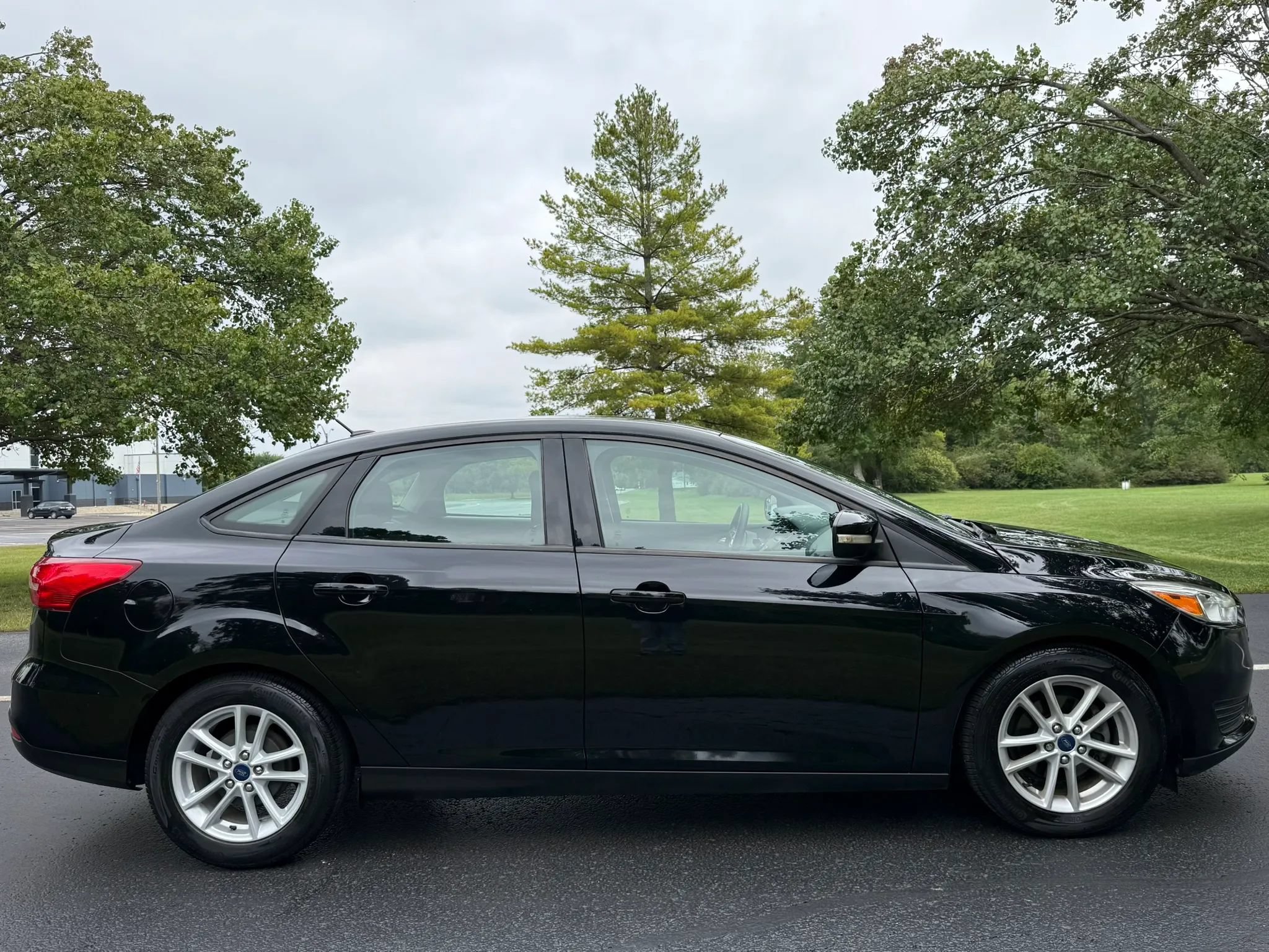 Used 2016 Ford Focus SE FWD image 7