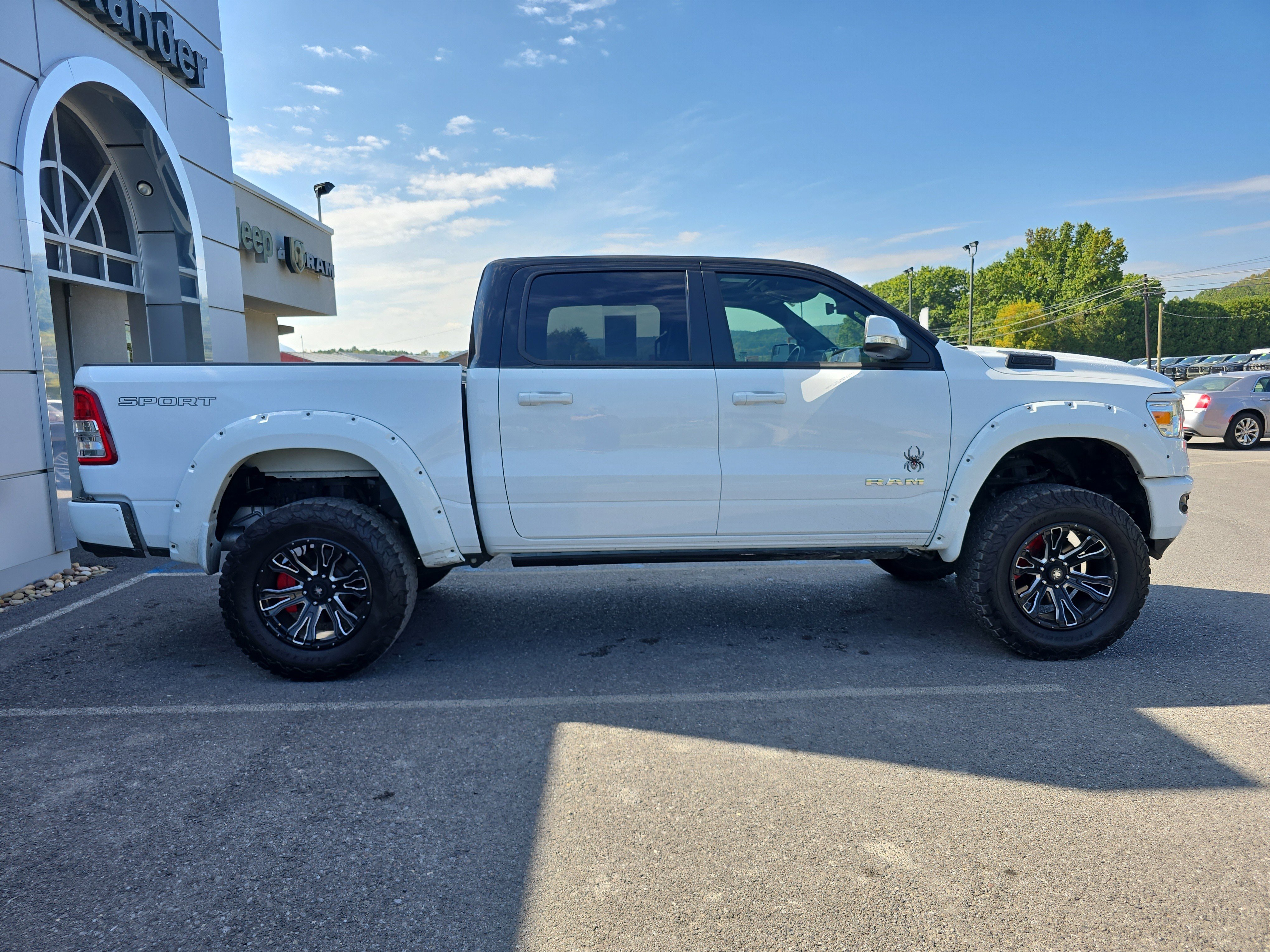 Used 2022 RAM 1500 Big Horn video 2
