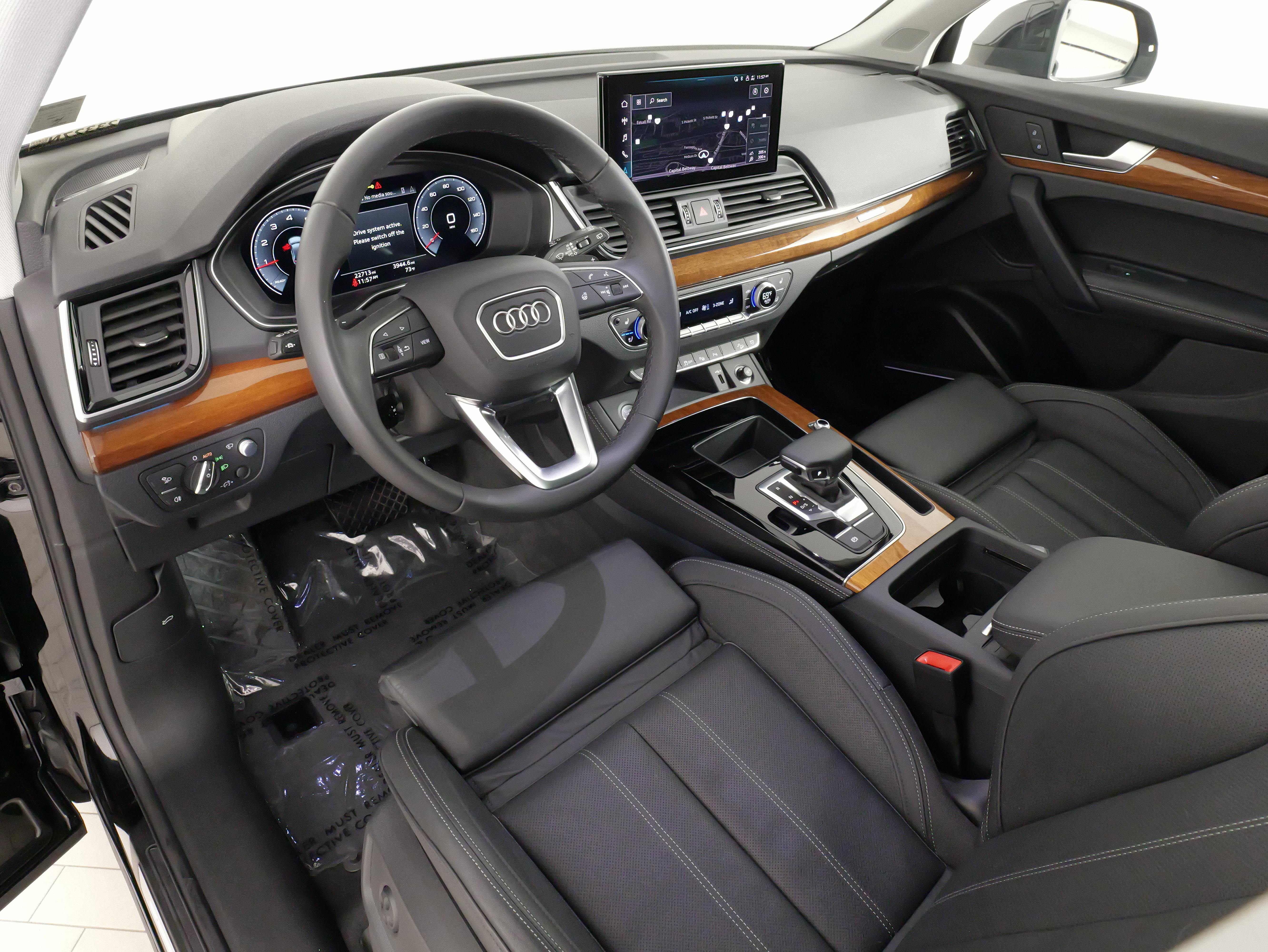 Used 2023 Audi Q5 2.0T Prestige AWD/4WD image 30