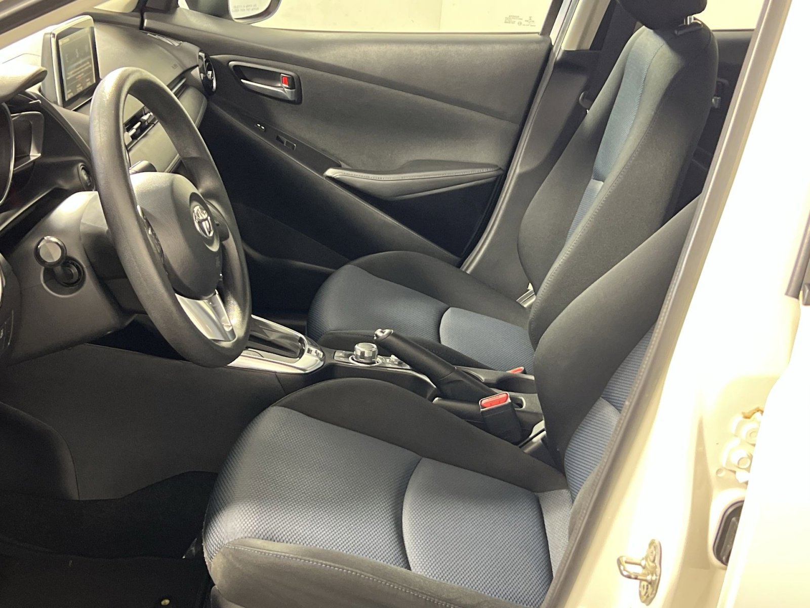 Used 2017 Toyota Yaris iA FWD image 14