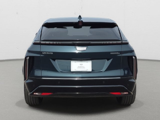 Certified 2024 Cadillac Lyriq Luxury w/ LPO, Floor Liner Package AWD/4WD image 6