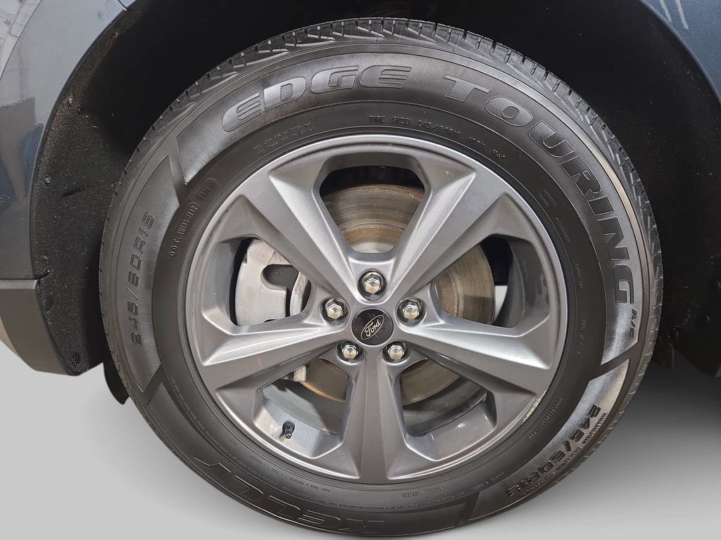 Used 2022 Ford Edge SEL w/ Sport Appearance Package AWD/4WD image 34
