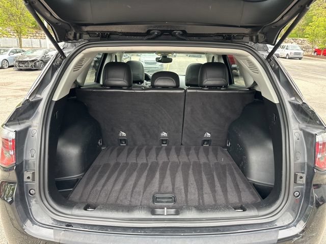 Used 2018 Jeep Compass Trailhawk w/ Leather Interior Group AWD/4WD image 29
