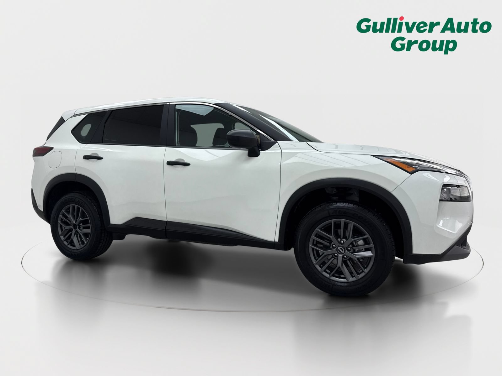 Used 2023 Nissan Rogue S FWD image 12